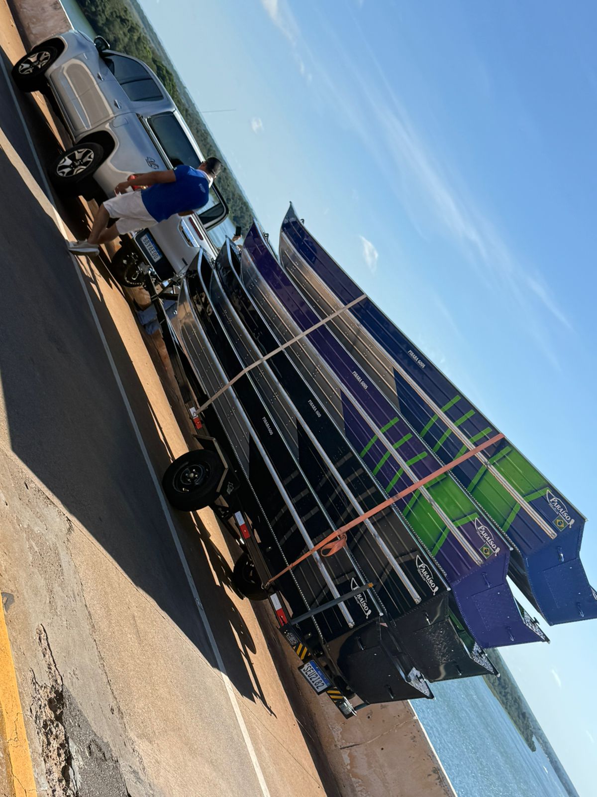 Barco de alumínio modelo 3